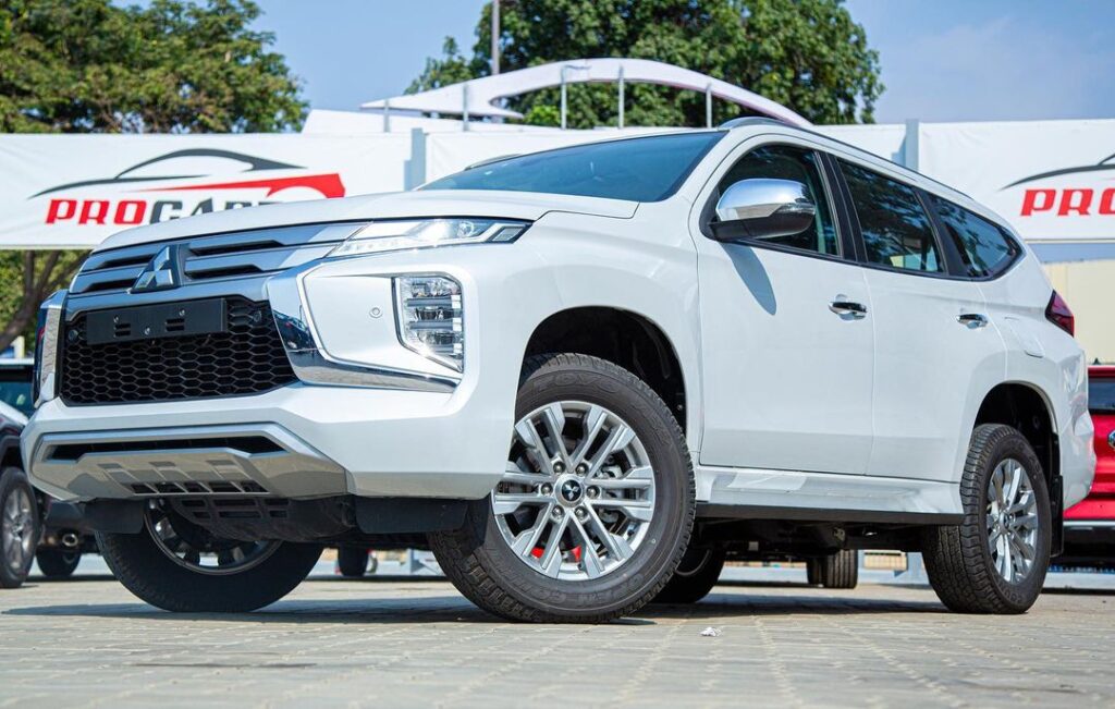 Melhor preço de novo Mitsubishi Pajero sport 2022, para mais informações, por favor ligue para o número: 📱 00244930333555 #luanda #procarro #Angola #mitsubishi #pajerosport #carronovo