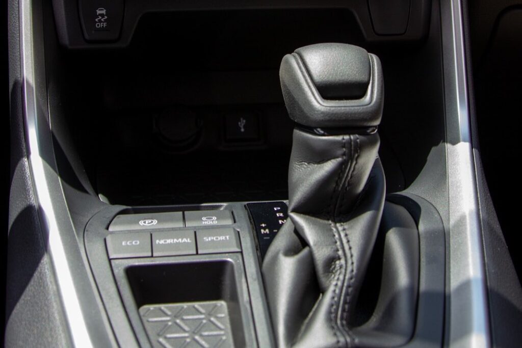 Toyota Rav4 2.0L AT