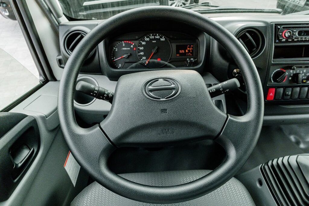 Hino 300 3.5L MT Gasoleo